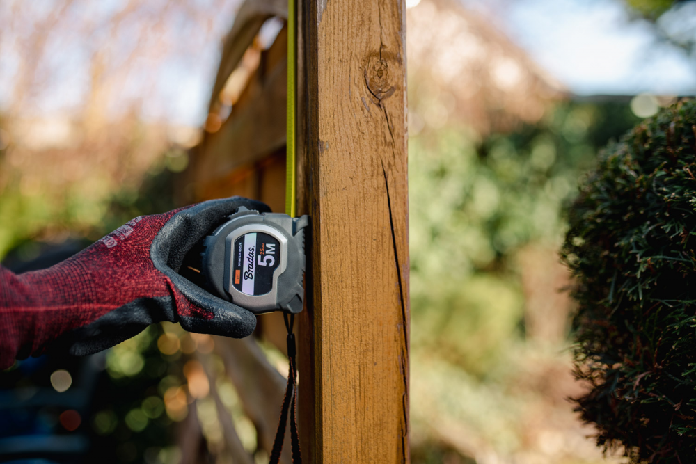 5 Metre Tape Measure with Magnetic Tip and Belt Clip