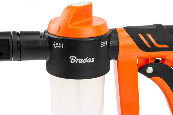 Foam Sprayer Washer with Garden Hose Connection