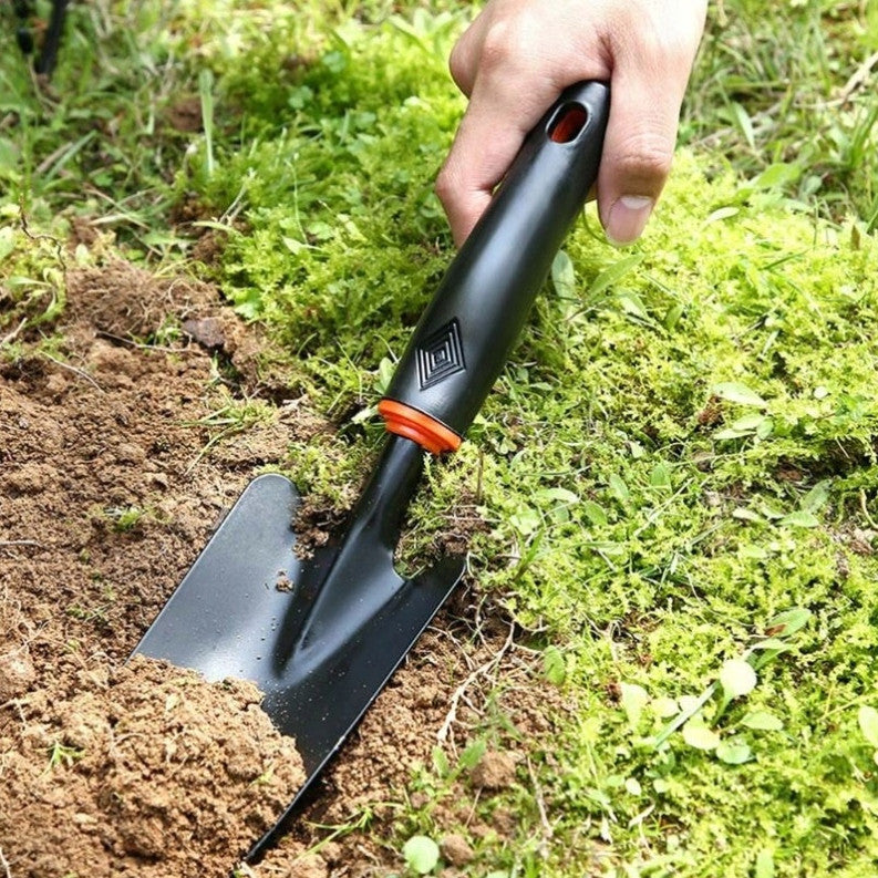 DE LUXE Narrow Steel Hand Trowel – 6cm Wide