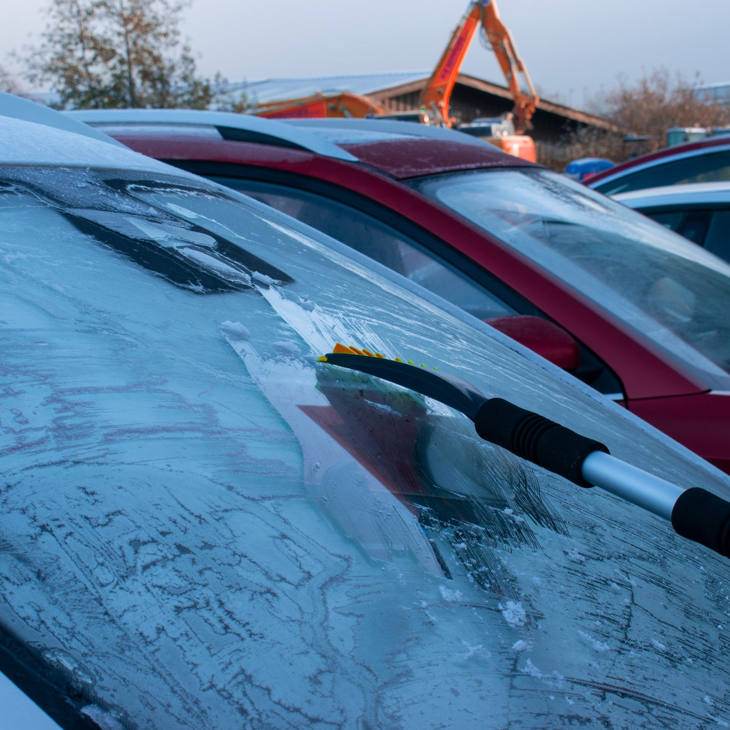 Telescopic Snow Brush and Ice Scraper (Orange)