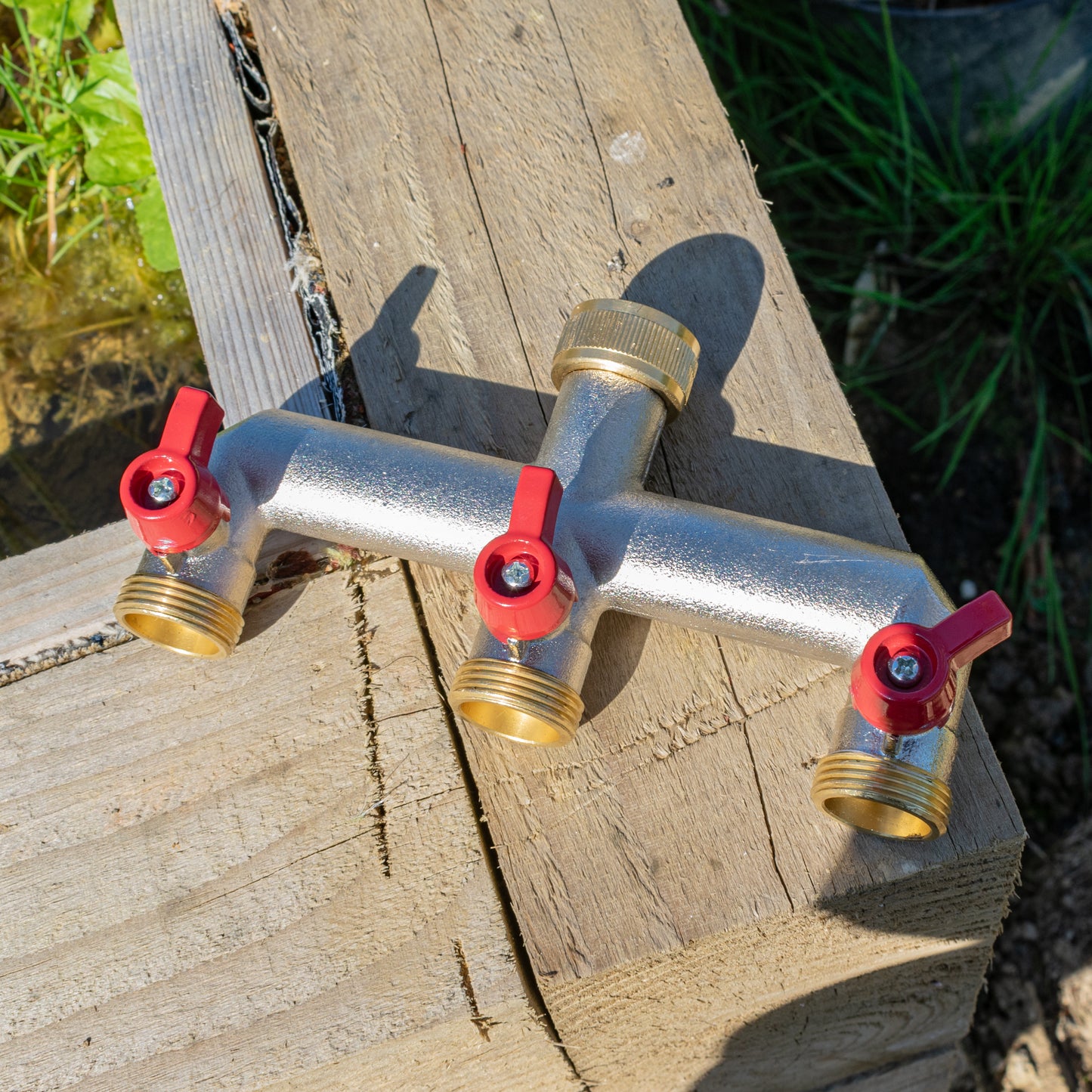 Three Way Tap Splitter Brass 3/4" BSP With Geka Type Claw Outlets