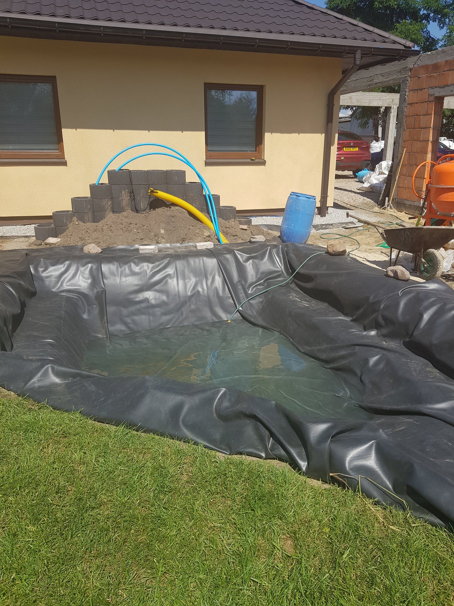 900gsm Rubber Pond Liner EPDM 2.5m x 2.5m