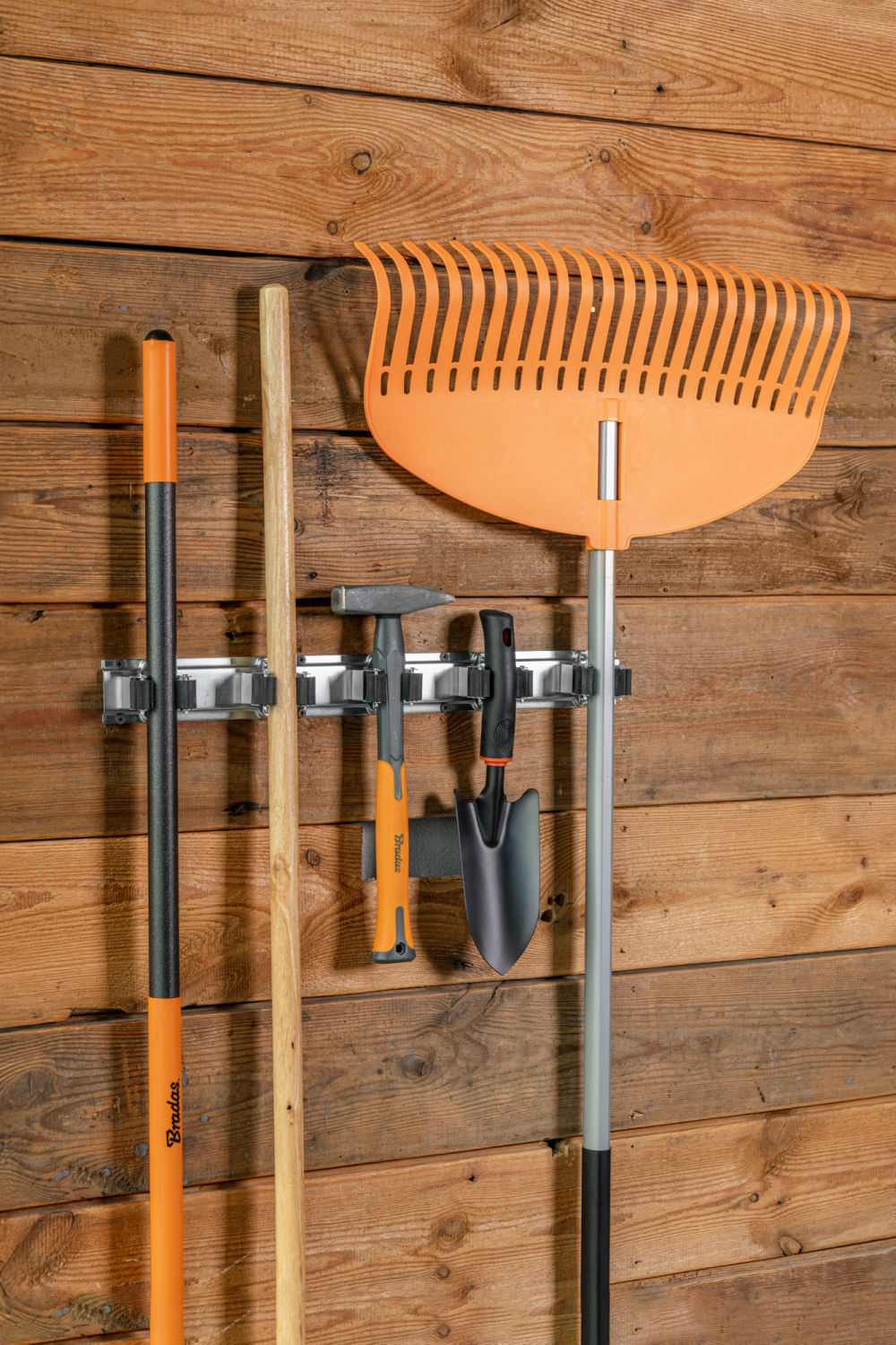 50cm Wall Tool Rail with 5 Roller Grips