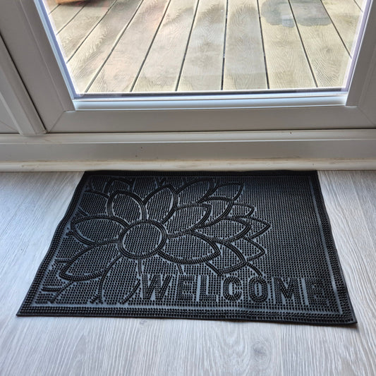 'Welcome' Large Flower Design Rubber Door Mat (60cm x 40cm)