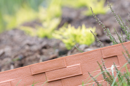 Lawn Edging, 2.38 Metres Plastic Palisade Slate Effect (Brown)