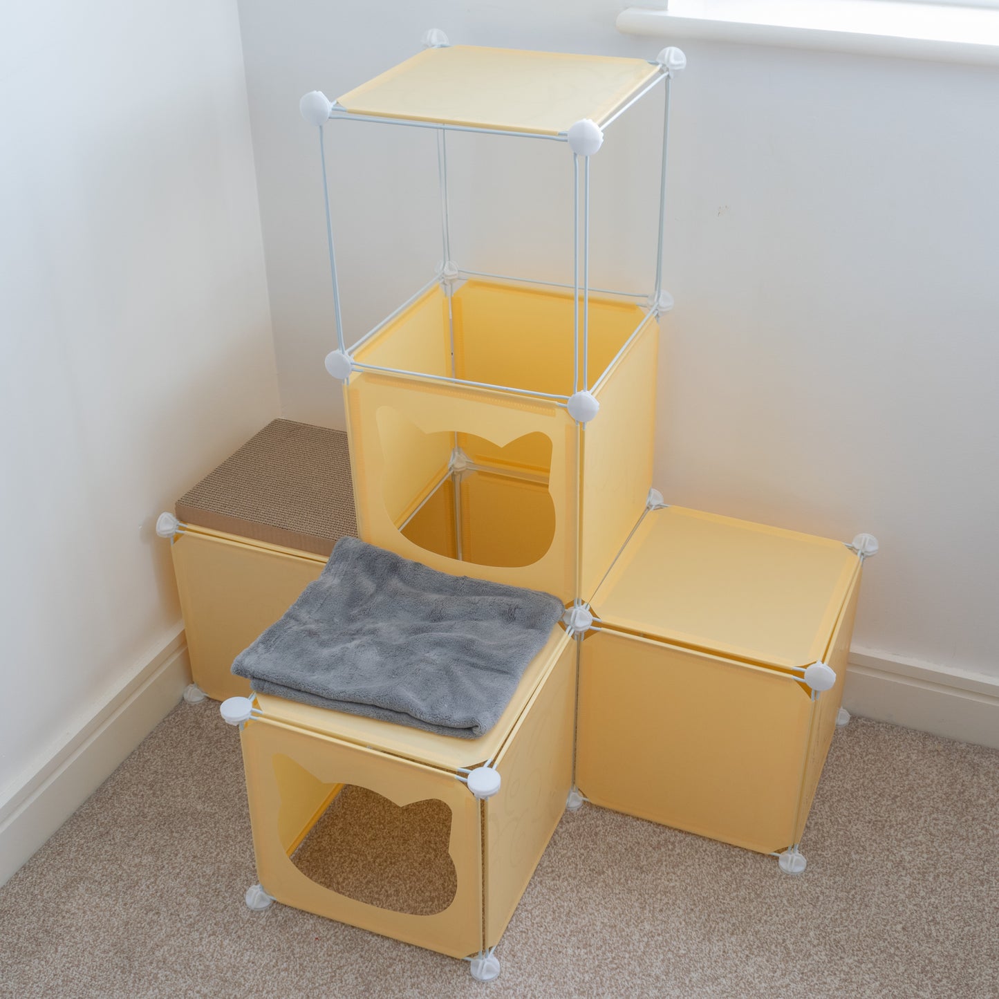 Kitty Cubby Cat Cube Play Tower (Medium Cream)