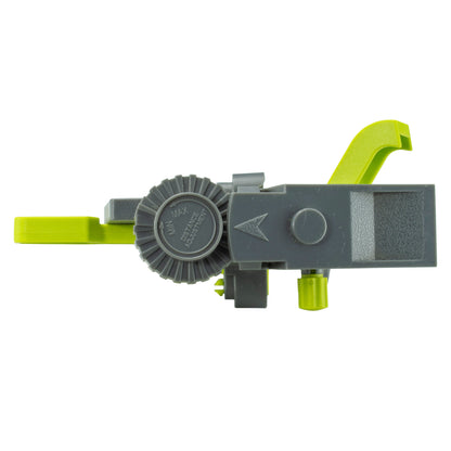 Lime Line Pulsating Lawn Sprinkler on Metal Spike