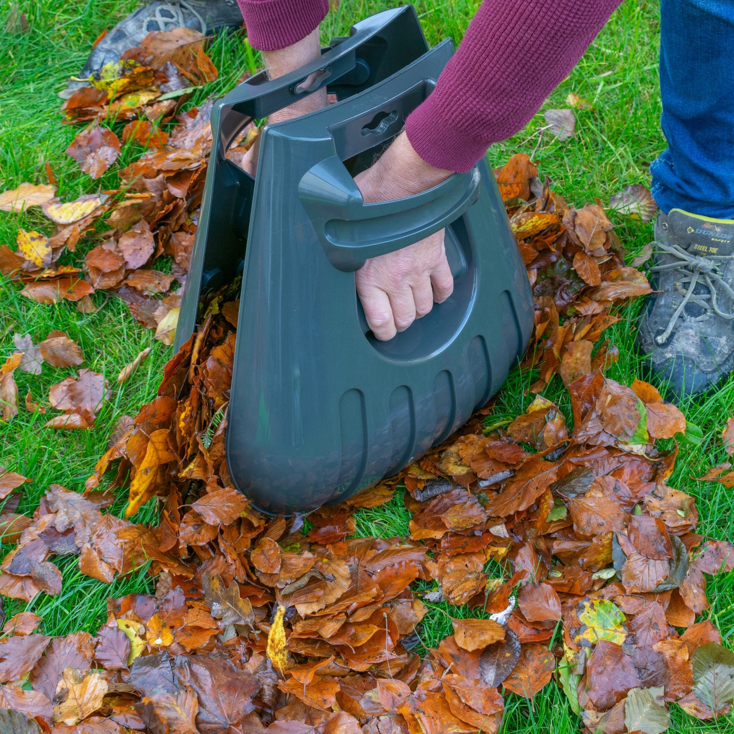Leaf Grab Large Garden Cleaning Scoops (Dark Grey)