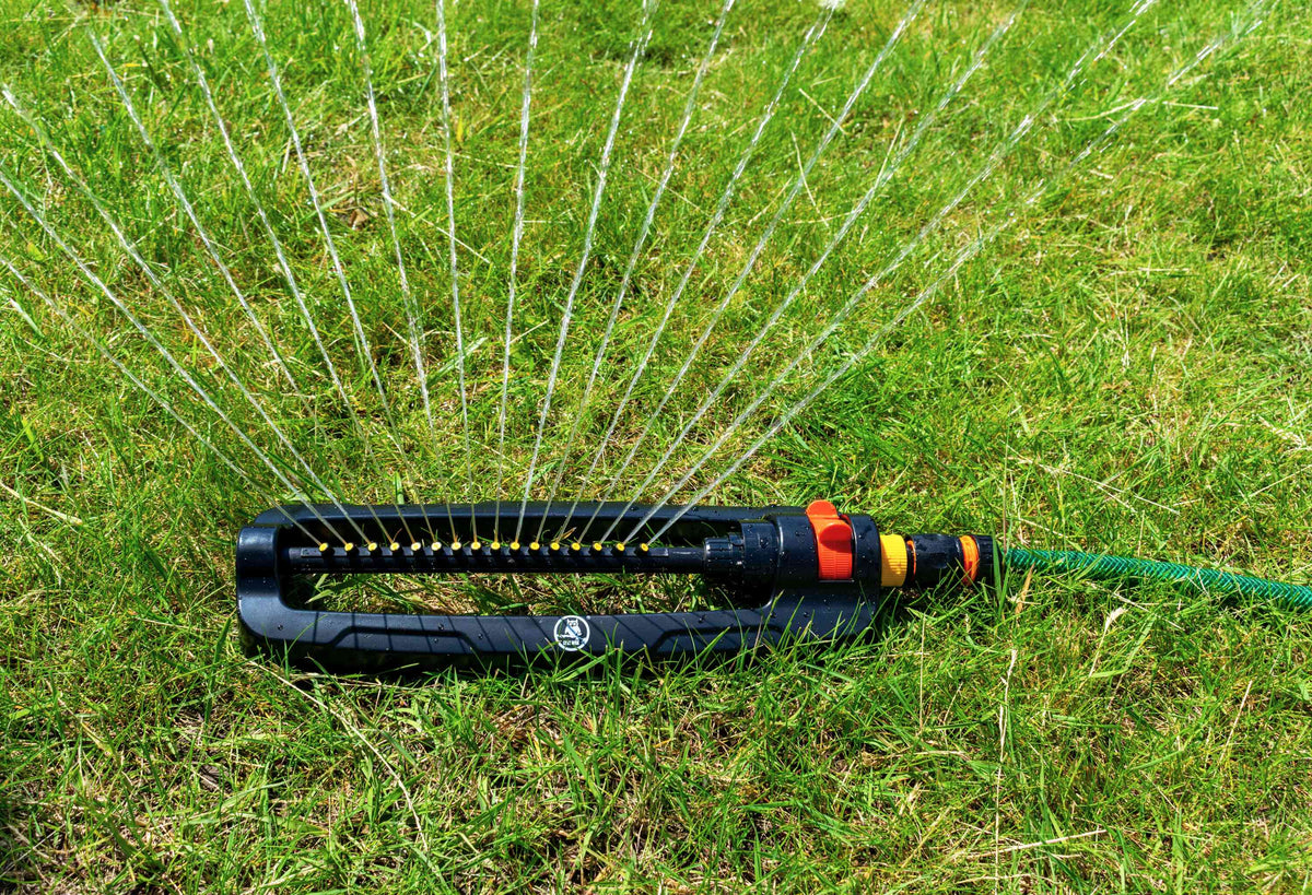 CostWise Oscillating Bar Sprinkler – Adjustable Range