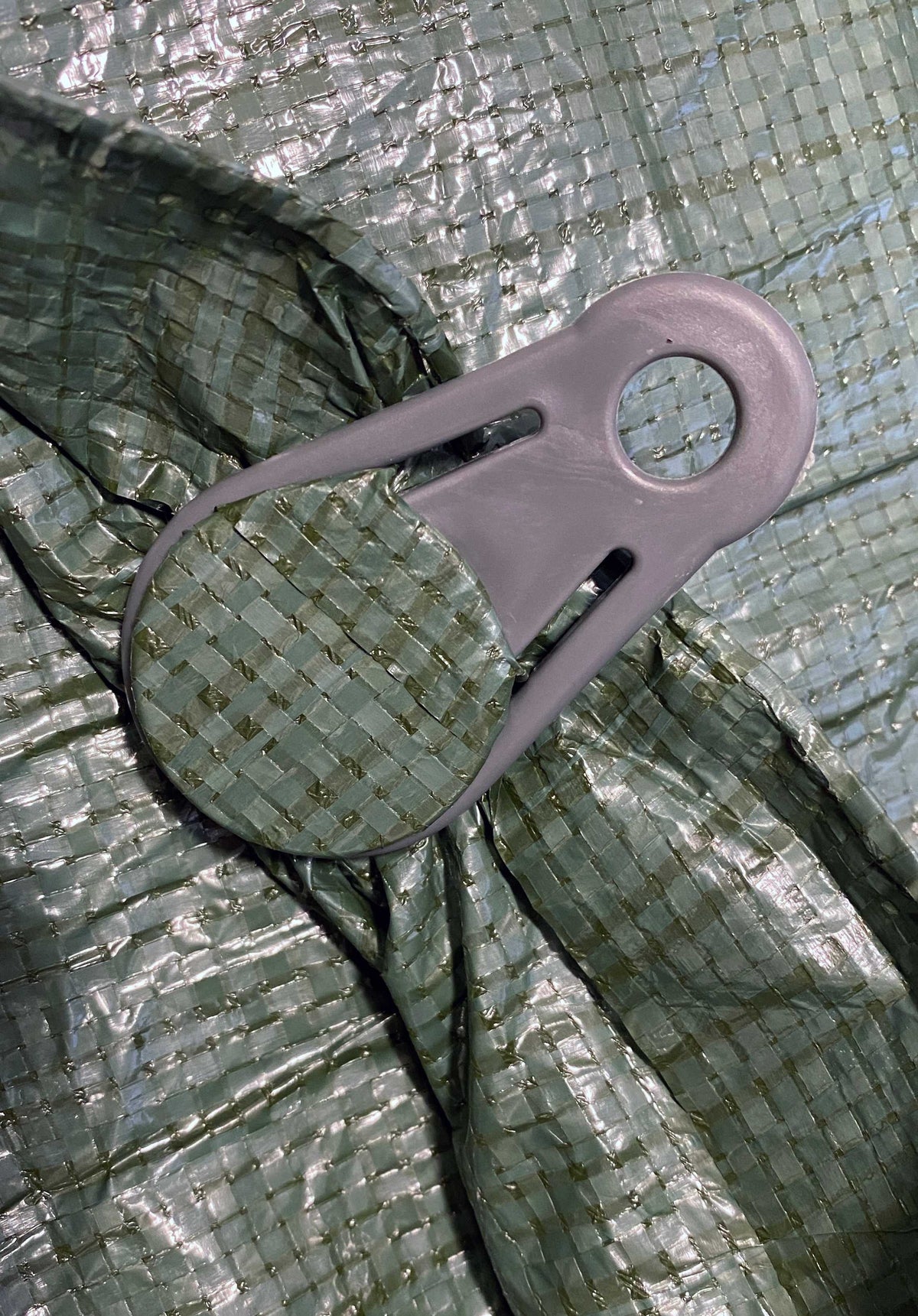 Grey Round Tarpaulin Clips – Pack of 12 or 500