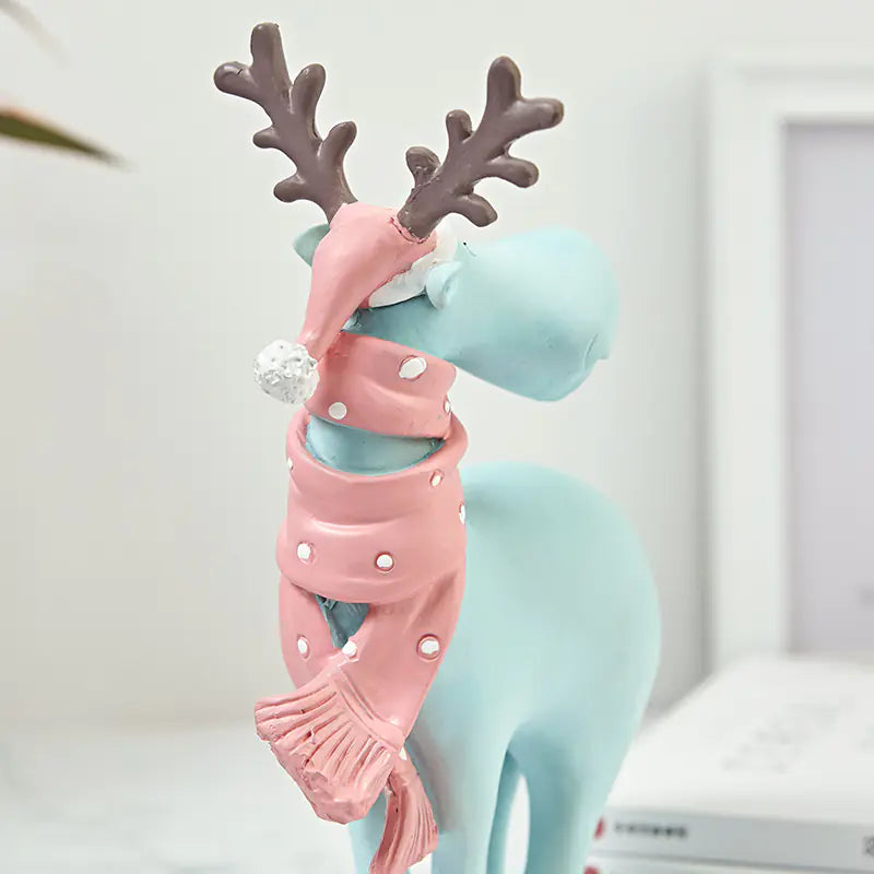 Nordic Elk Decorative Resin Figurine – Pastel Home Ornament