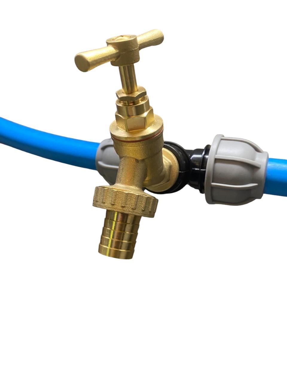 32mm MDPE Tee & Brass Bib Tap – ¾″ Hose Barb