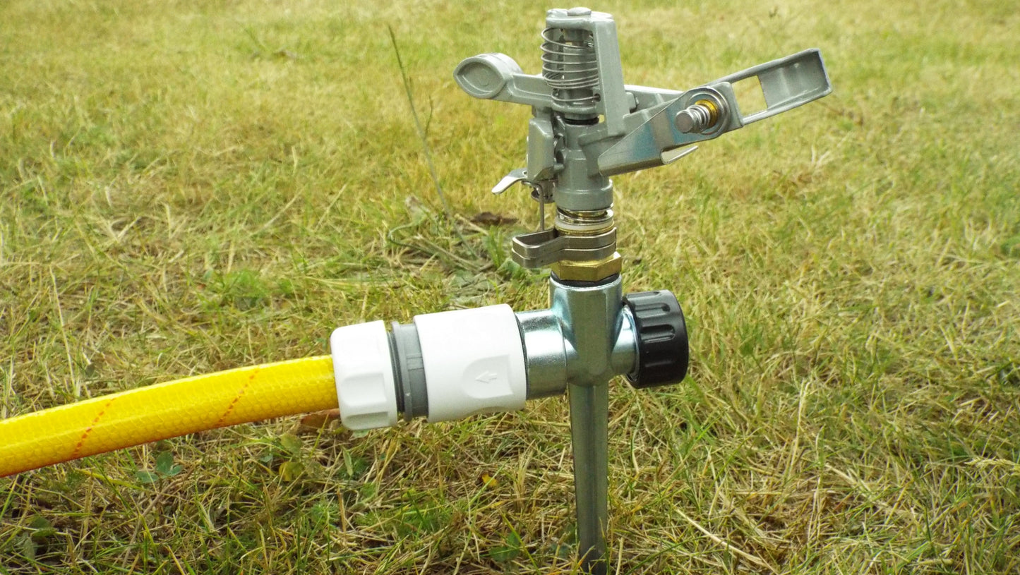 Pulsating Lawn Sprinkler Metal Spike