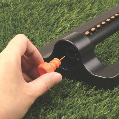 Eco Line ECO-2813 Oscillating Sprinkler – Adjustable Range