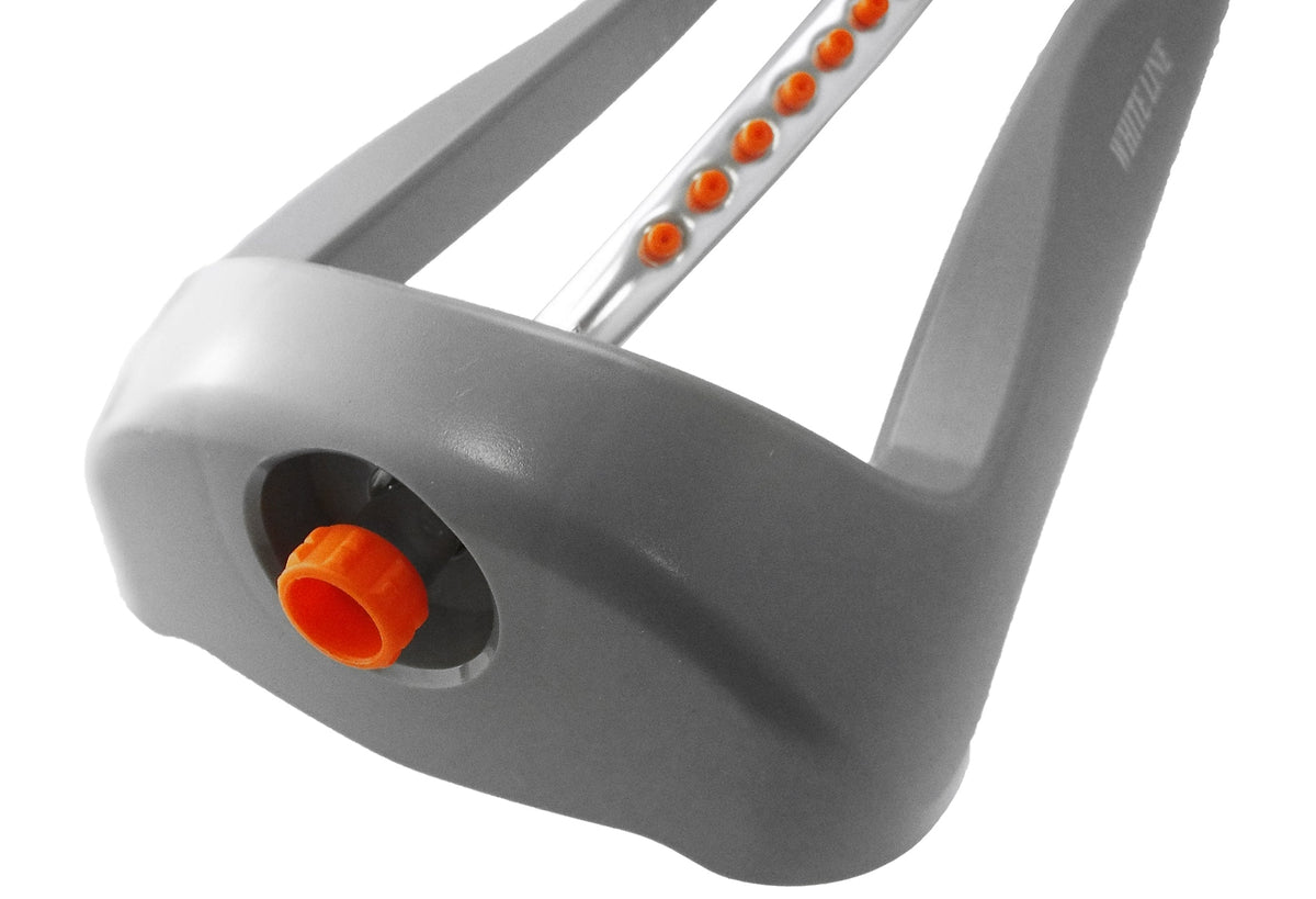 White Line Oscillating Bar Sprinkler with Adjustable Range